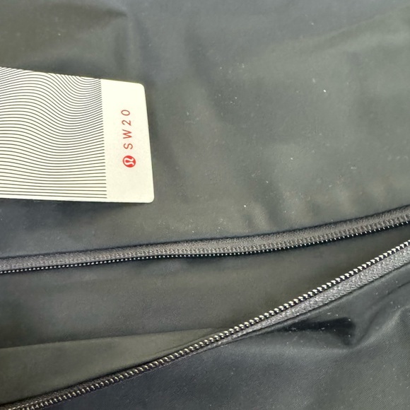 Lululemon NEW Seawheeze SW20 Nylon Backpack Med Drawstring Bag Zip Pocket Unisex - Picture 3 of 13